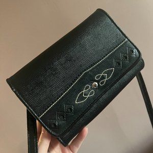90s Crossbody Avon Classic Bag - Vintage Black Leather Purse